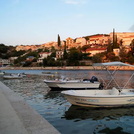 Obad 3* Neum
