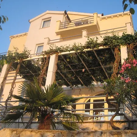Guest house Obad