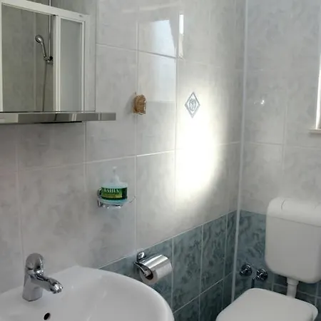 Guest house Obad