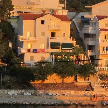 Obad 3* Neum